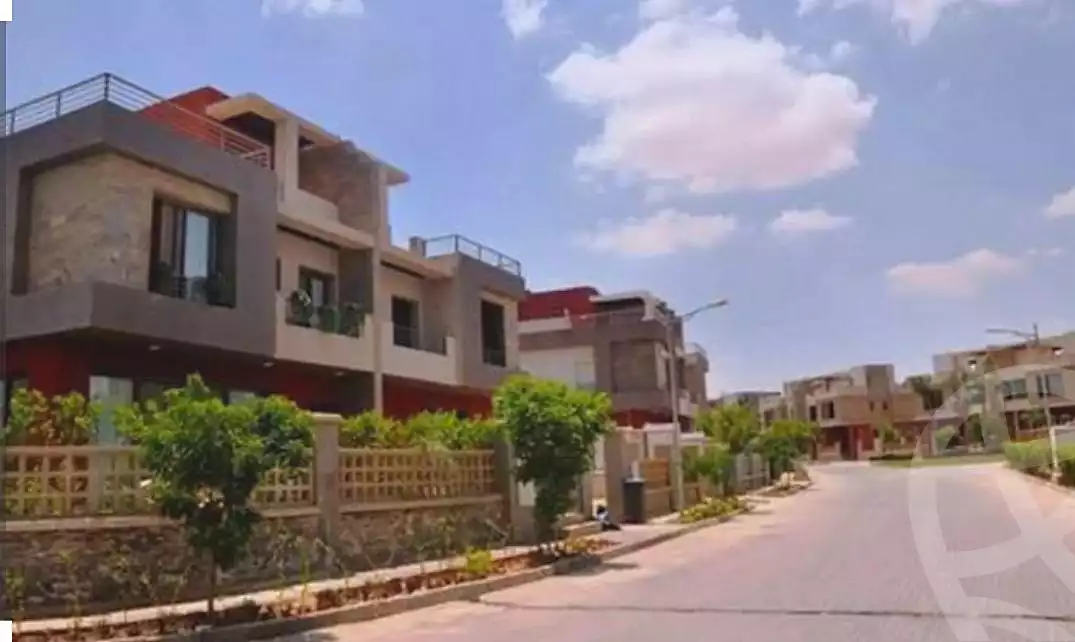 https://aqarmap.com.eg/en/listing/7017677-for-sale-cairo-6th-of-october-compounds-reem-residence