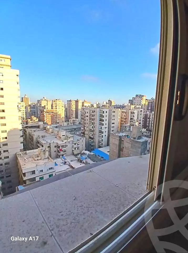 https://aqarmap.com.eg/ar/listing/7017831-for-sale-alexandria-el-mandara-alex-el-mandara-bahri-sidi-kamal-st