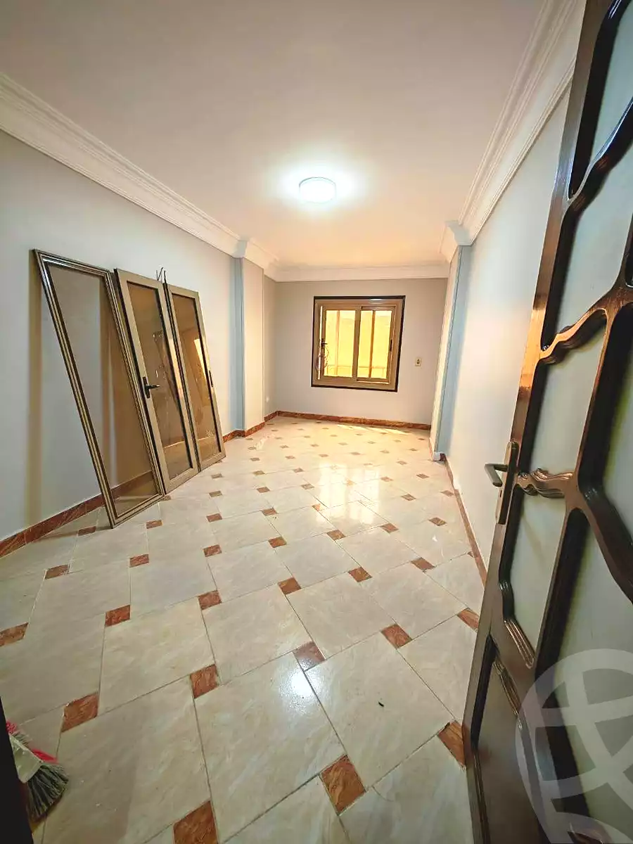 https://aqarmap.com.eg/en/listing/7018253-for-sale-cairo-helwan-ahmed-enci-st