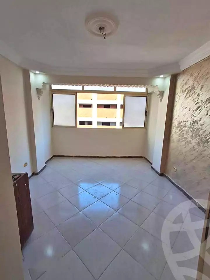 https://aqarmap.com.eg/en/listing/7018364-for-sale-alexandria-lsywf-el-falki