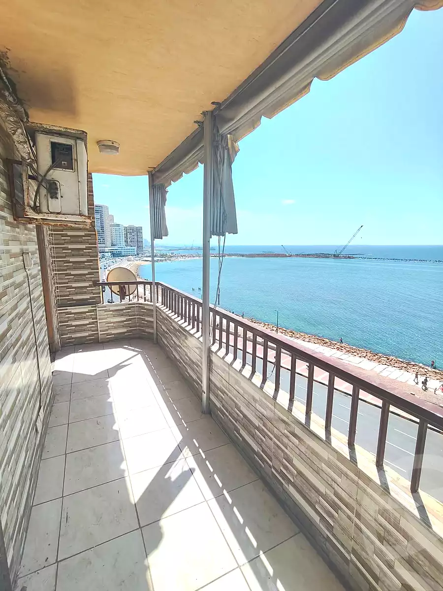 https://aqarmap.com.eg/ar/listing/7018451-for-sale-alexandria-sydy-bshr-sydy-bshr-bhry