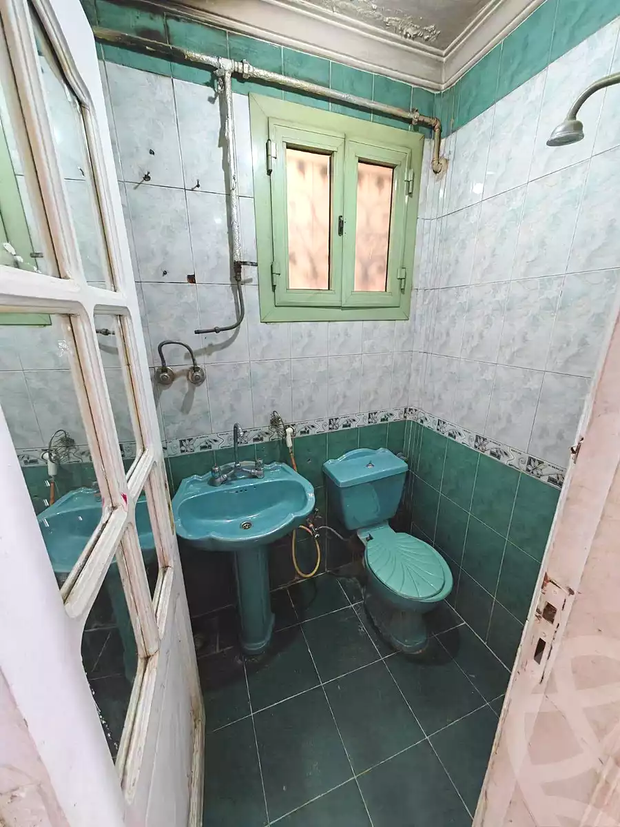 https://aqarmap.com.eg/en/listing/7018743-for-sale-cairo-helwan-helwan-el-sharkeya-khesro-basha-st