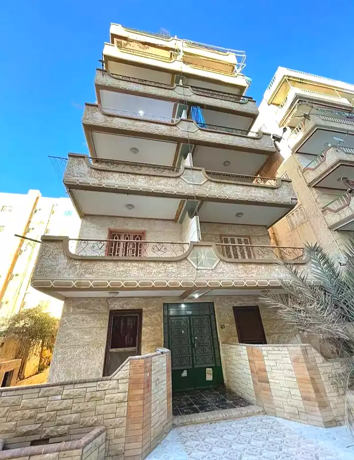 https://aqarmap.com.eg/en/listing/7018983-for-sale-alexandria-al-agamy-shataa-el-nakheel