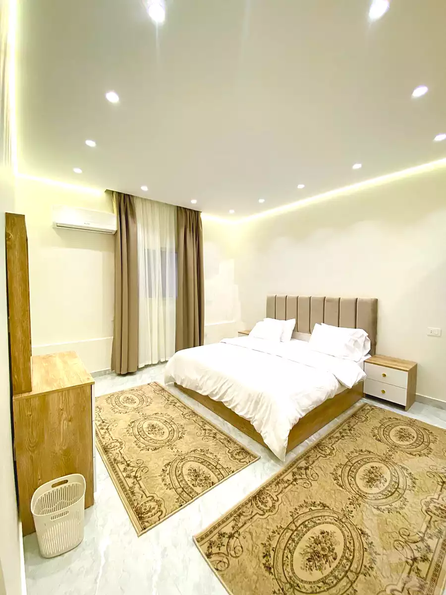 https://aqarmap.com.eg/en/listing/7019456-for-rent-cairo-new-cairo-compounds-el-mostashareen-compound
