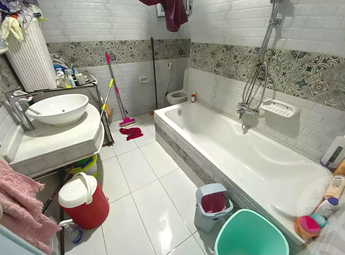 https://aqarmap.com.eg/ar/listing/7019464-for-rent-alexandria-al-agamy-lbytsh-al-kaada-st