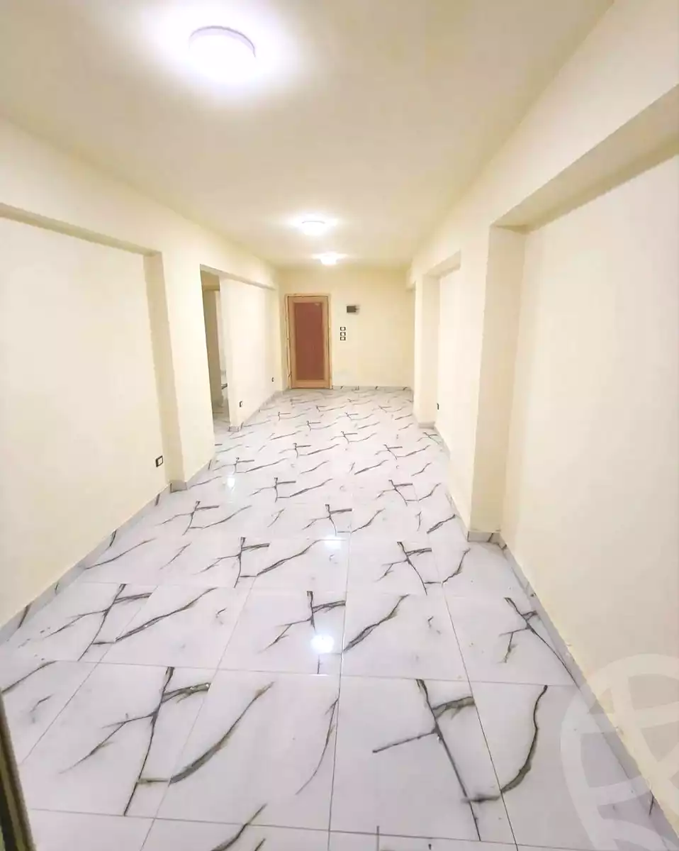 https://aqarmap.com.eg/en/listing/7019753-for-sale-alexandria-lsywf-el-falki