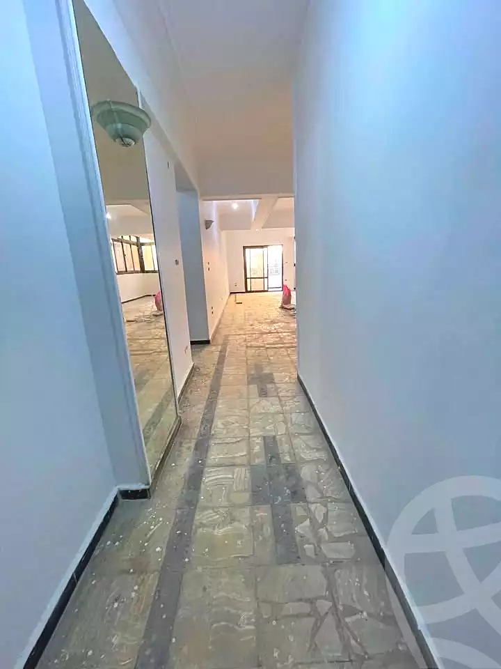https://aqarmap.com.eg/ar/listing/7020052-for-sale-alexandria-al-agamy-lbytsh