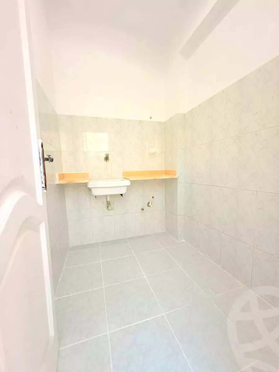https://aqarmap.com.eg/en/listing/7020149-for-sale-alexandria-al-agamy