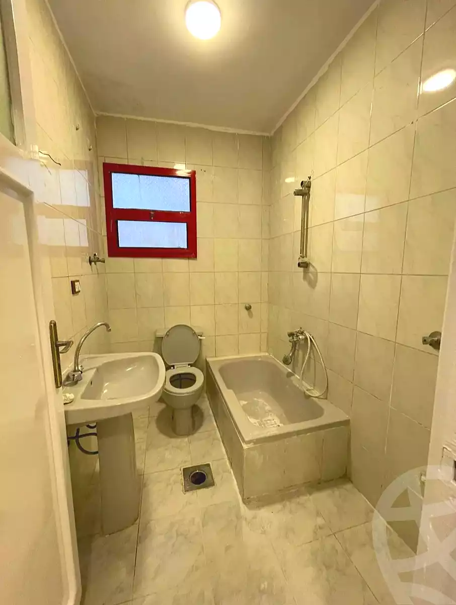 https://aqarmap.com.eg/ar/listing/7020226-for-sale-alexandria-al-agamy-shataa-el-nakheel