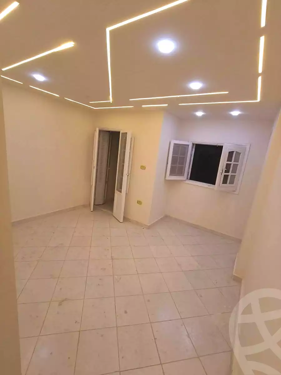 https://aqarmap.com.eg/ar/listing/7020699-for-sale-alexandria-lsywf-el-falki