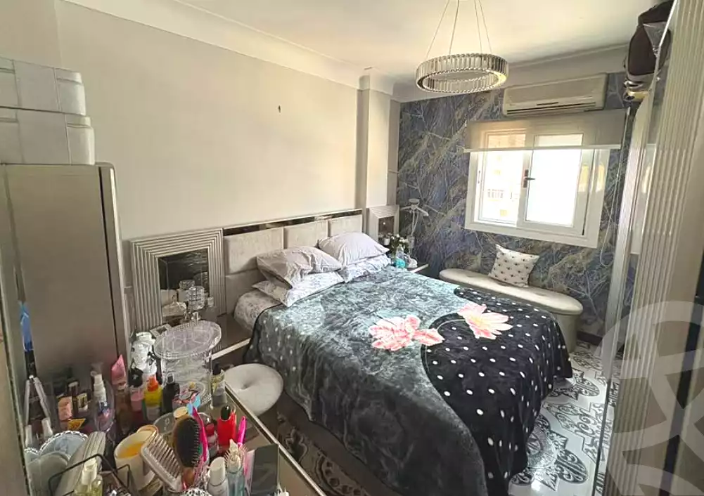 https://aqarmap.com.eg/ar/listing/7020876-for-sale-alexandria-ganaklis