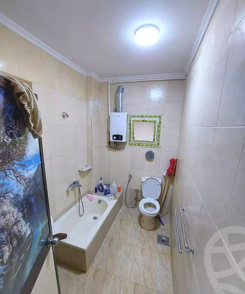 https://aqarmap.com.eg/ar/listing/7020997-for-sale-alexandria-sydy-bshr-sydy-bshr-bhry-ali-hipa-st