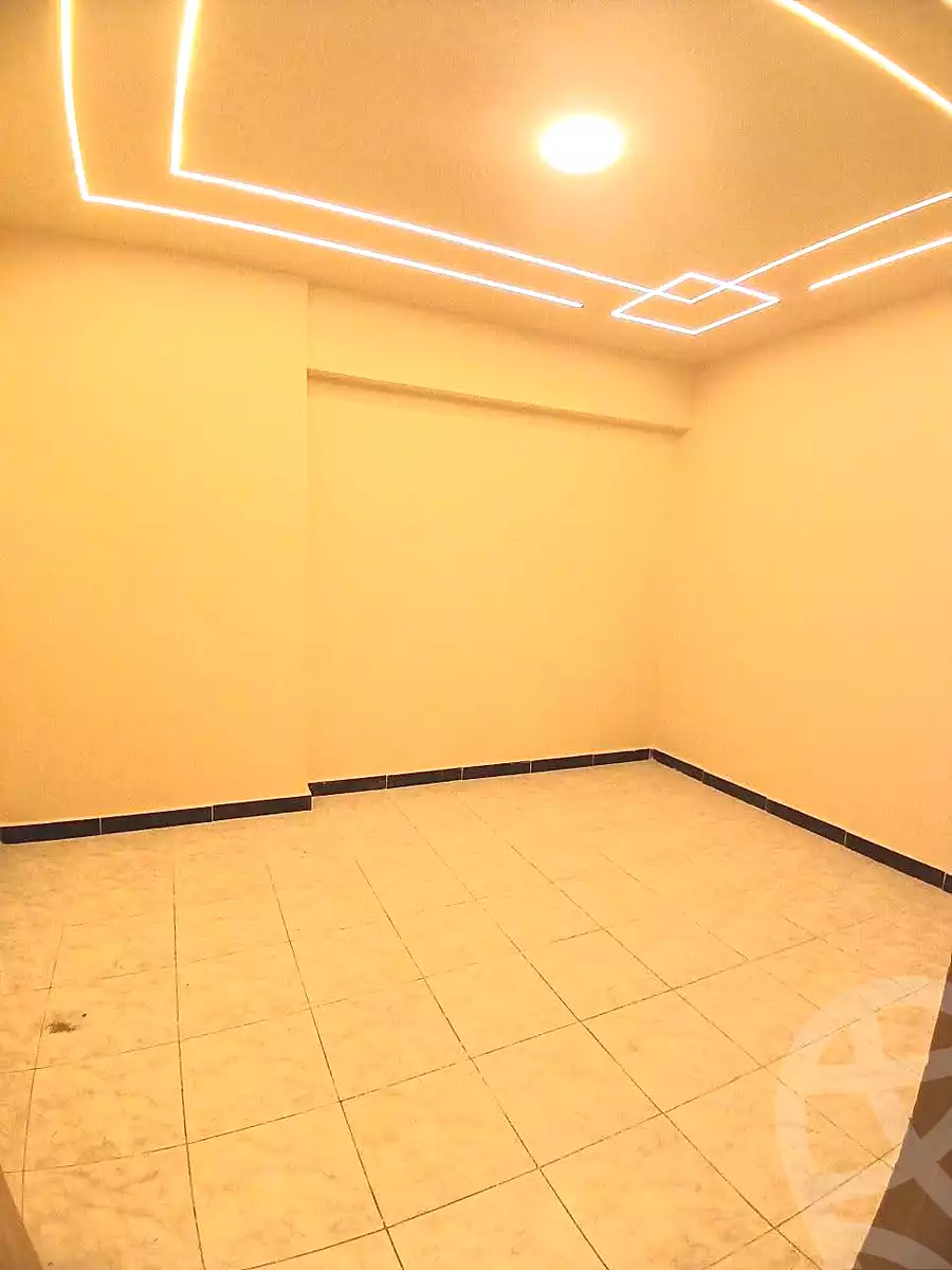 https://aqarmap.com.eg/ar/listing/7021117-for-sale-alexandria-el-asafra-shr-45