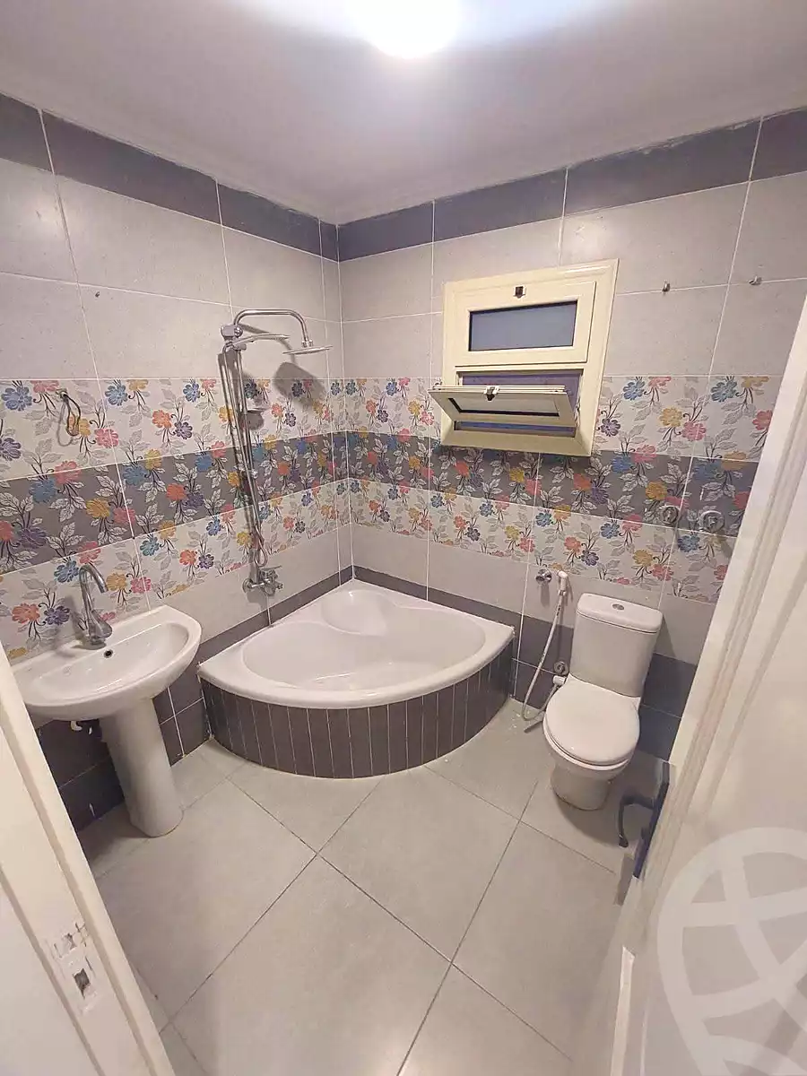 https://aqarmap.com.eg/ar/listing/7021141-for-rent-alexandria-sydy-bshr