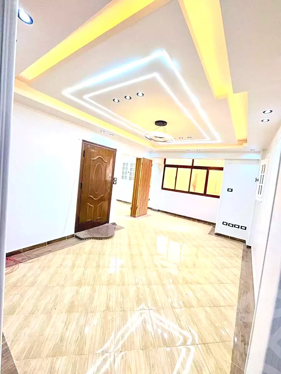 https://aqarmap.com.eg/ar/listing/7021357-for-sale-alexandria-el-asafra-l-sfr-bhry