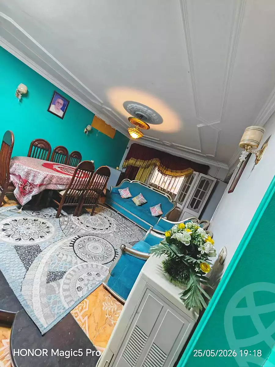 https://aqarmap.com.eg/ar/listing/7021917-for-sale-cairo-helwan-helwan-el-sharkeya-borhan-st