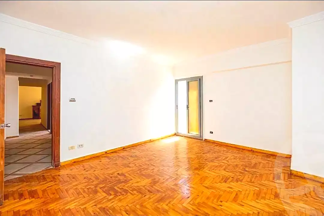 https://aqarmap.com.eg/ar/listing/7022697-for-sale-alexandria-ganaklis
