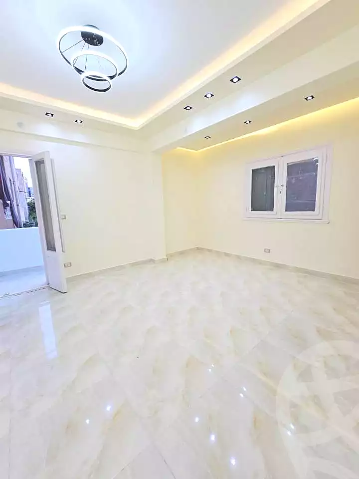 https://aqarmap.com.eg/ar/listing/7022706-for-sale-alexandria-al-agamy-shataa-el-nakheel
