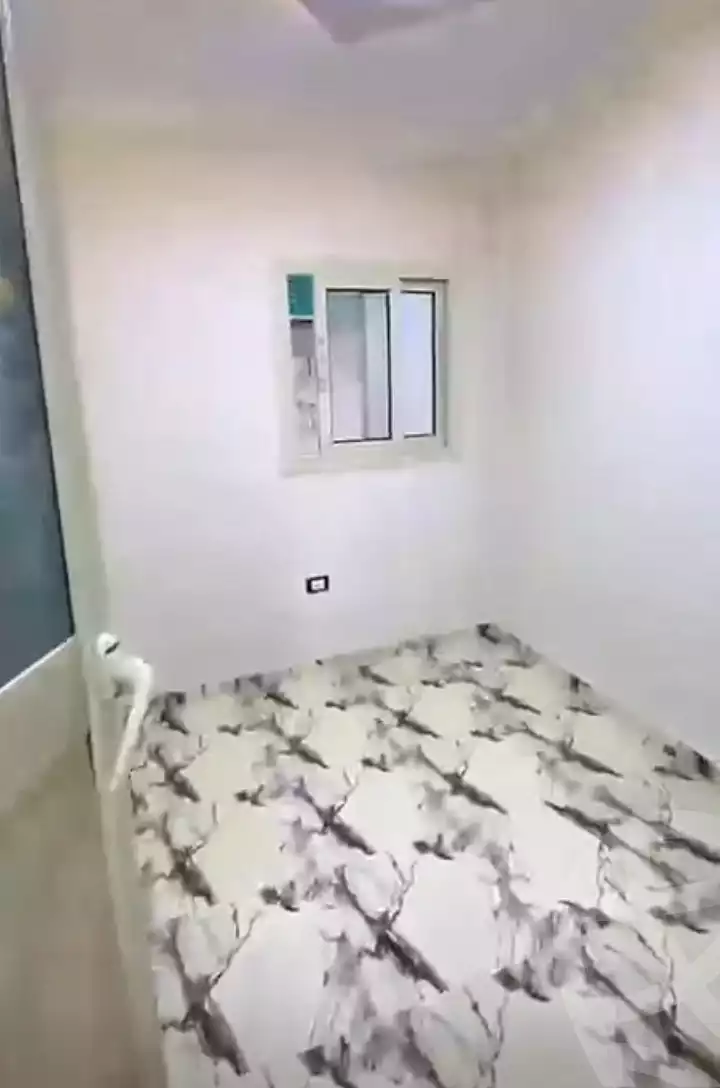 https://aqarmap.com.eg/ar/listing/7022936-for-sale-alexandria-al-agamy-el-hanouvel