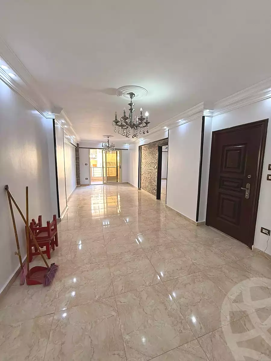 https://aqarmap.com.eg/ar/listing/7023096-for-sale-alexandria-el-mandara-shr-jml-bd-lnsr