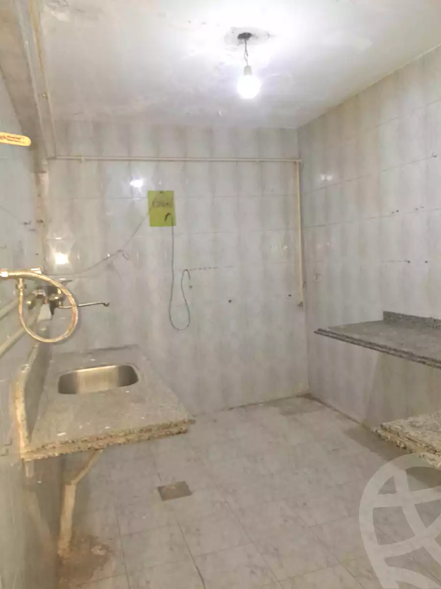https://aqarmap.com.eg/ar/listing/7023125-for-sale-alexandria-al-agamy-el-hanouvel-radwan-st