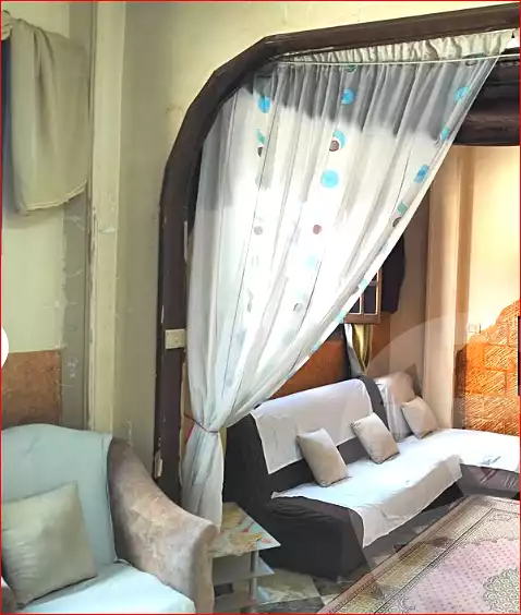 https://aqarmap.com.eg/ar/listing/7023260-for-sale-cairo-helwan-el-shareaa-el-sharby-st