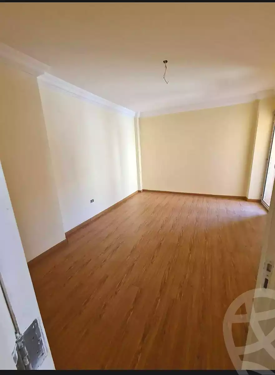 https://aqarmap.com.eg/ar/listing/7023305-for-sale-alexandria-mostafa-kamel-area