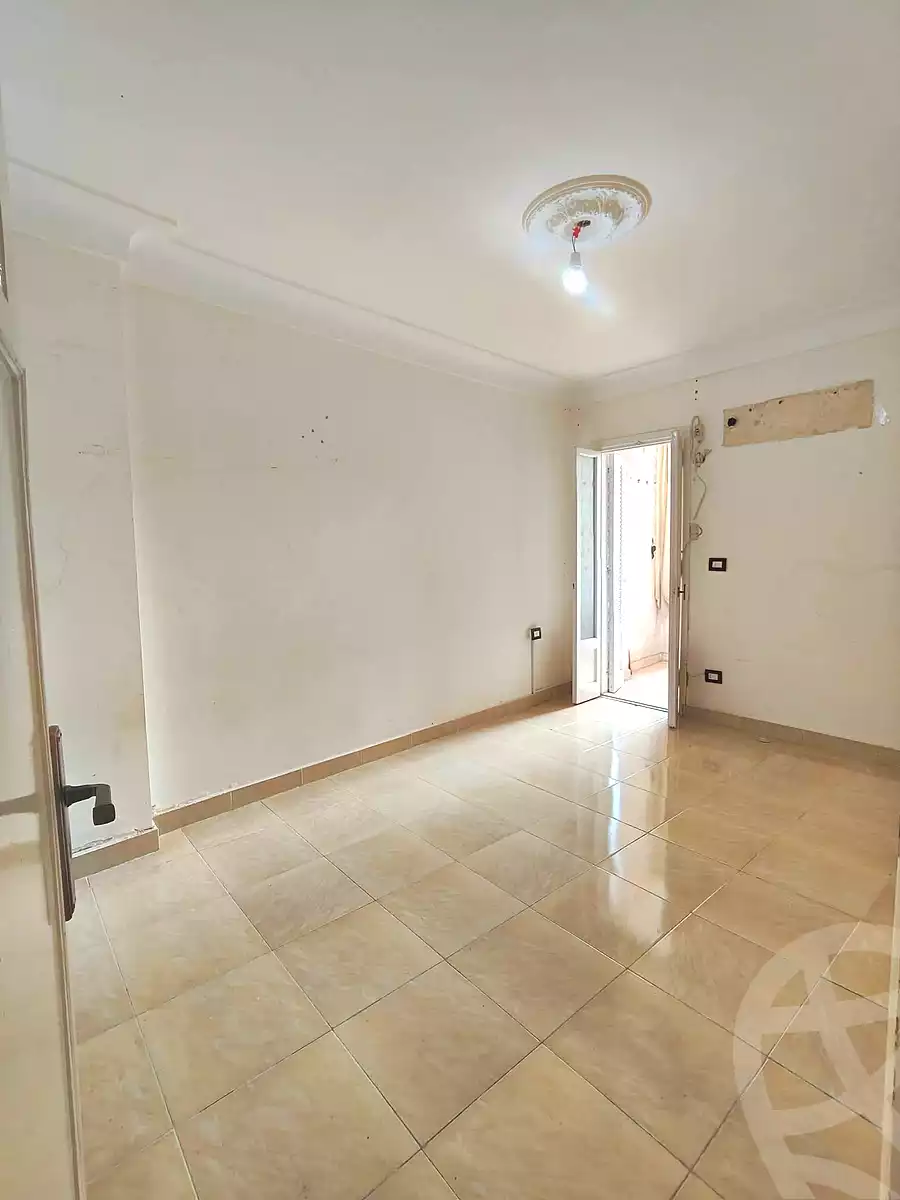 https://aqarmap.com.eg/ar/listing/7023421-for-sale-alexandria-miami-iskandar-ibrahim-st