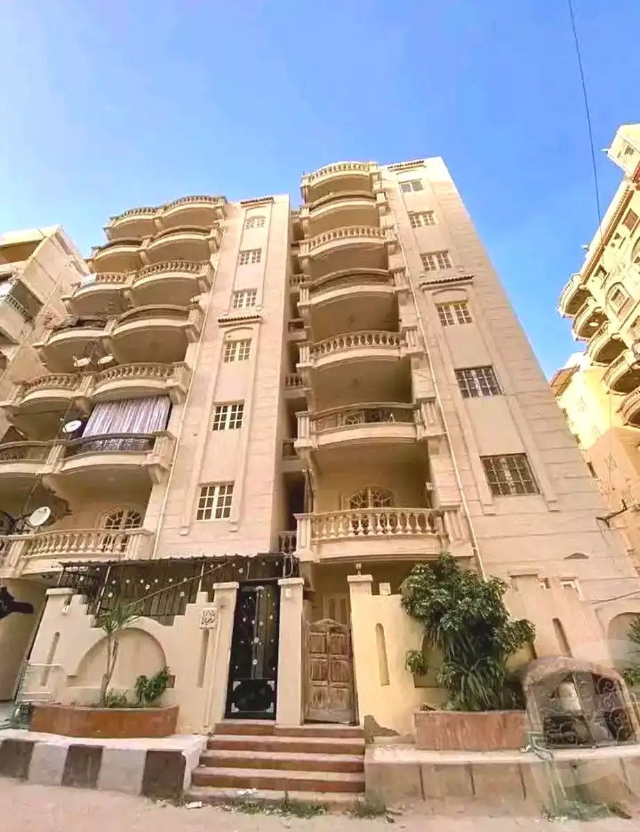 https://aqarmap.com.eg/ar/listing/7023420-for-sale-alexandria-al-agamy-shataa-el-nakheel
