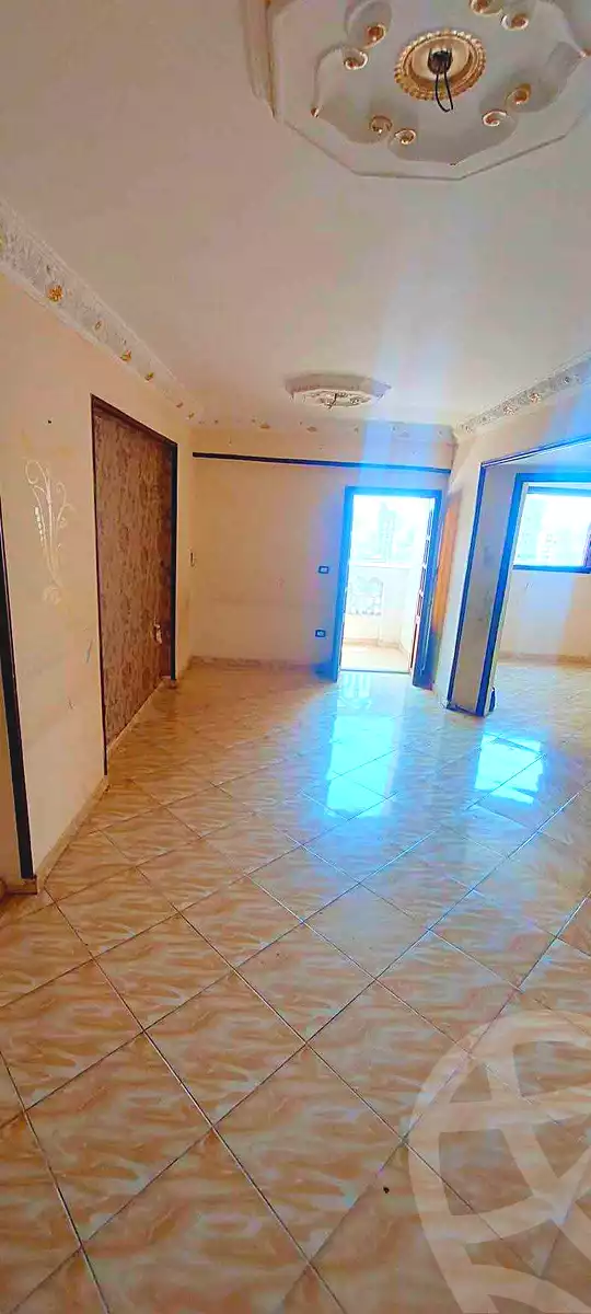 https://aqarmap.com.eg/ar/listing/7023727-for-rent-alexandria-miami-shr-jml-bd-lnsr