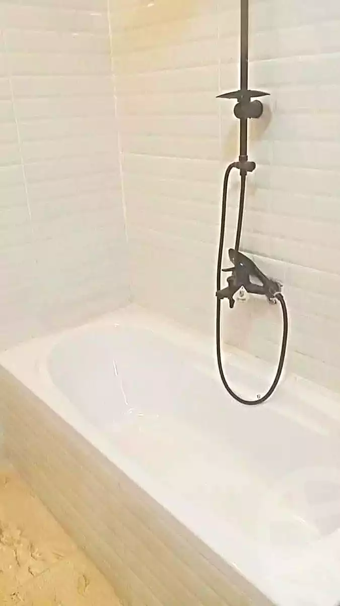 https://aqarmap.com.eg/ar/listing/7023901-for-sale-alexandria-al-agamy-el-hanouvel