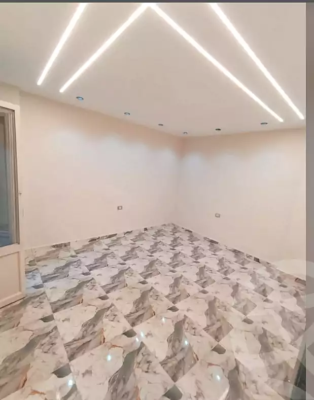 https://aqarmap.com.eg/ar/listing/7024127-for-sale-alexandria-al-agamy-lbytsh-ain-shams-st