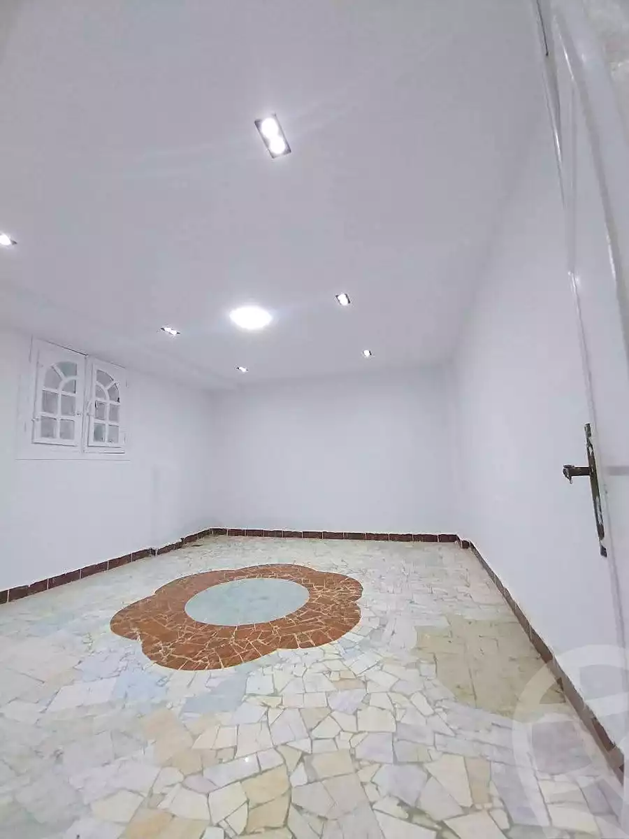 https://aqarmap.com.eg/en/listing/7024338-for-sale-alexandria-al-agamy-el-kilo-21