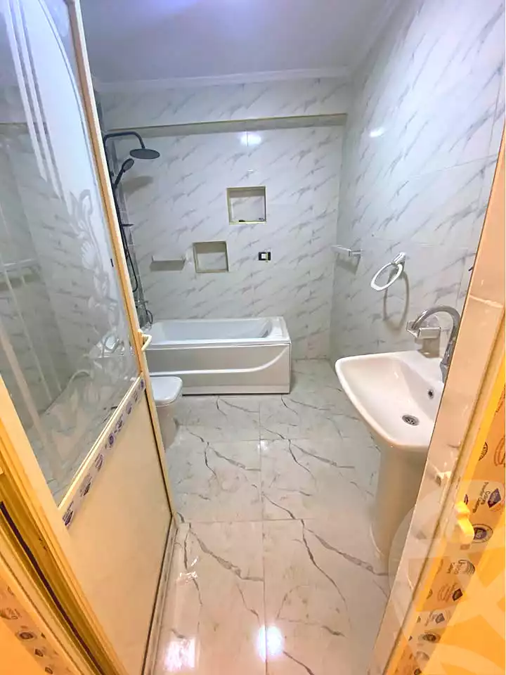 https://aqarmap.com.eg/en/listing/7024501-for-sale-cairo-elnozha-Streettt-27
