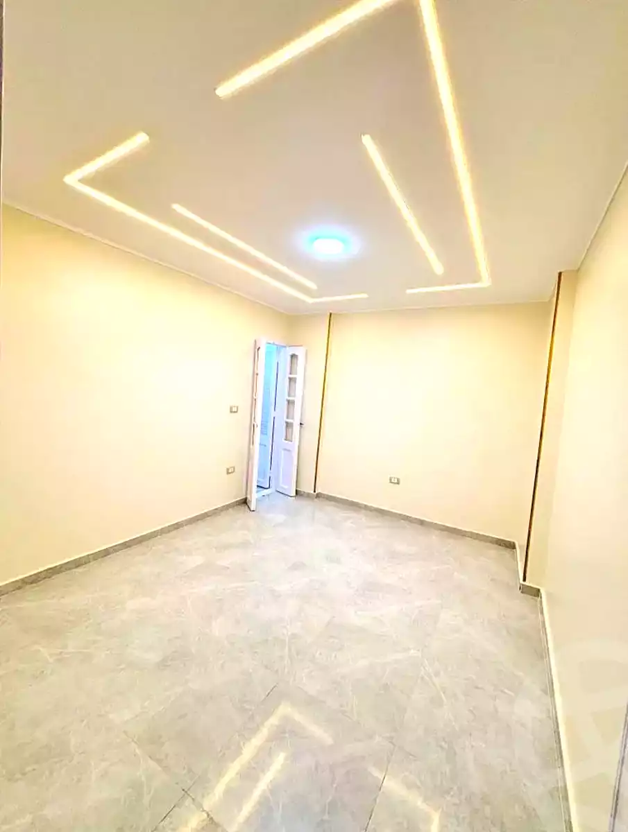 https://aqarmap.com.eg/ar/listing/7024579-for-sale-alexandria-sydy-bshr-sydy-bshr-bhry-street-15
