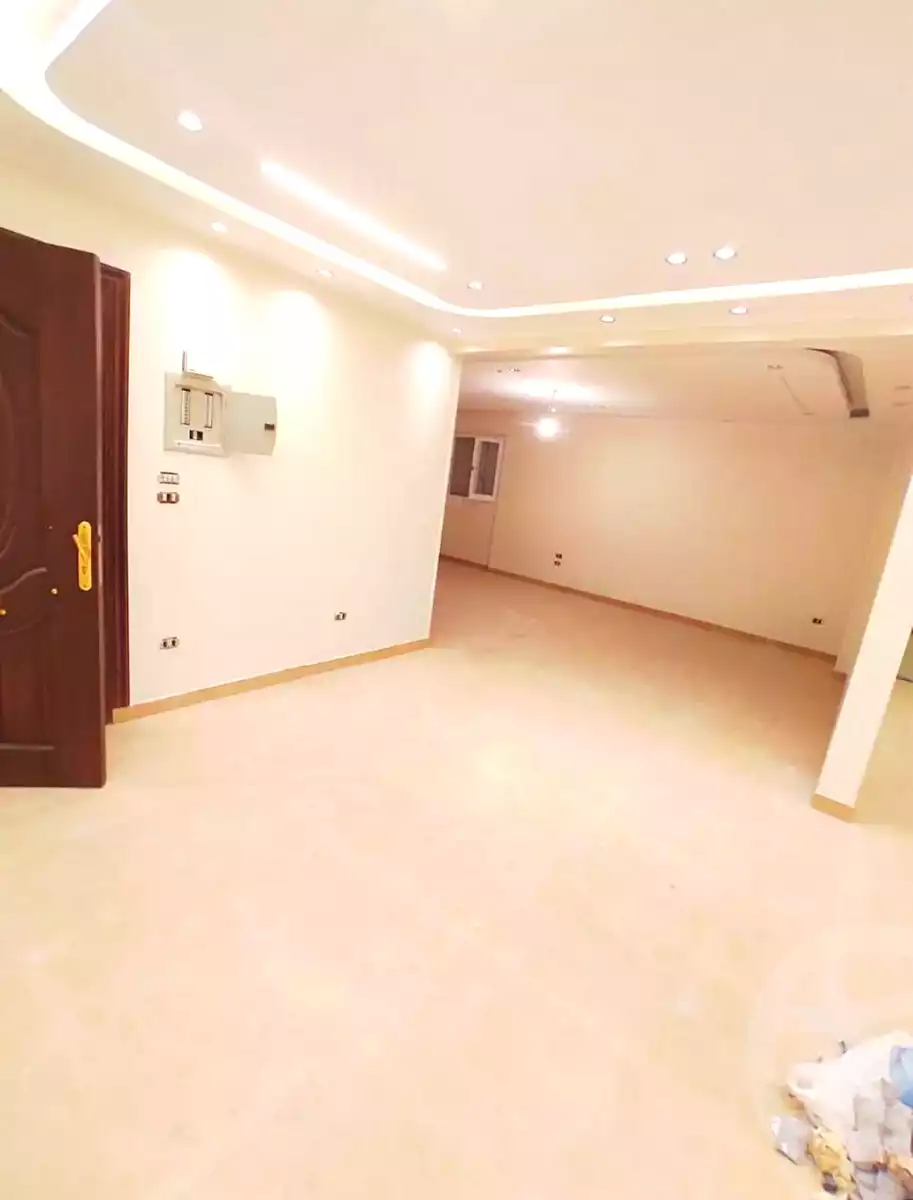 https://aqarmap.com.eg/ar/listing/7024596-for-sale-alexandria-sydy-bshr-sydy-bshr-bhry-khalil-hamada-st
