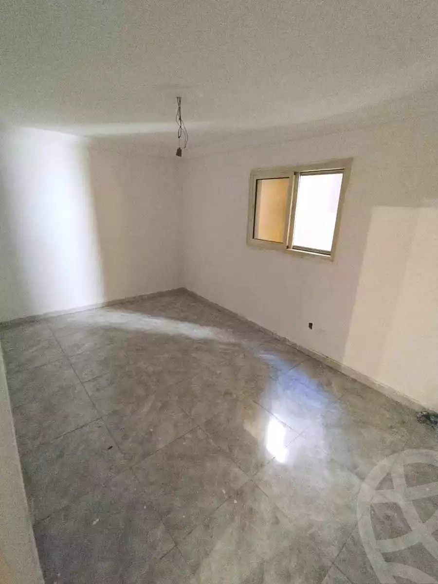 https://aqarmap.com.eg/ar/listing/7024928-for-sale-alexandria-el-asafra-l-sfr-bhry