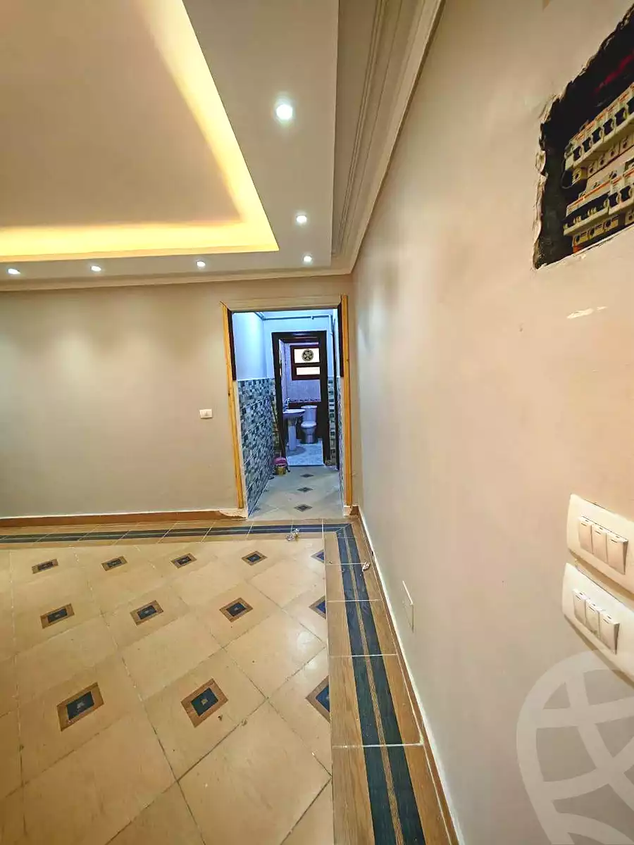 https://aqarmap.com.eg/ar/listing/7025023-for-sale-cairo-helwan-ahmed-enci-st