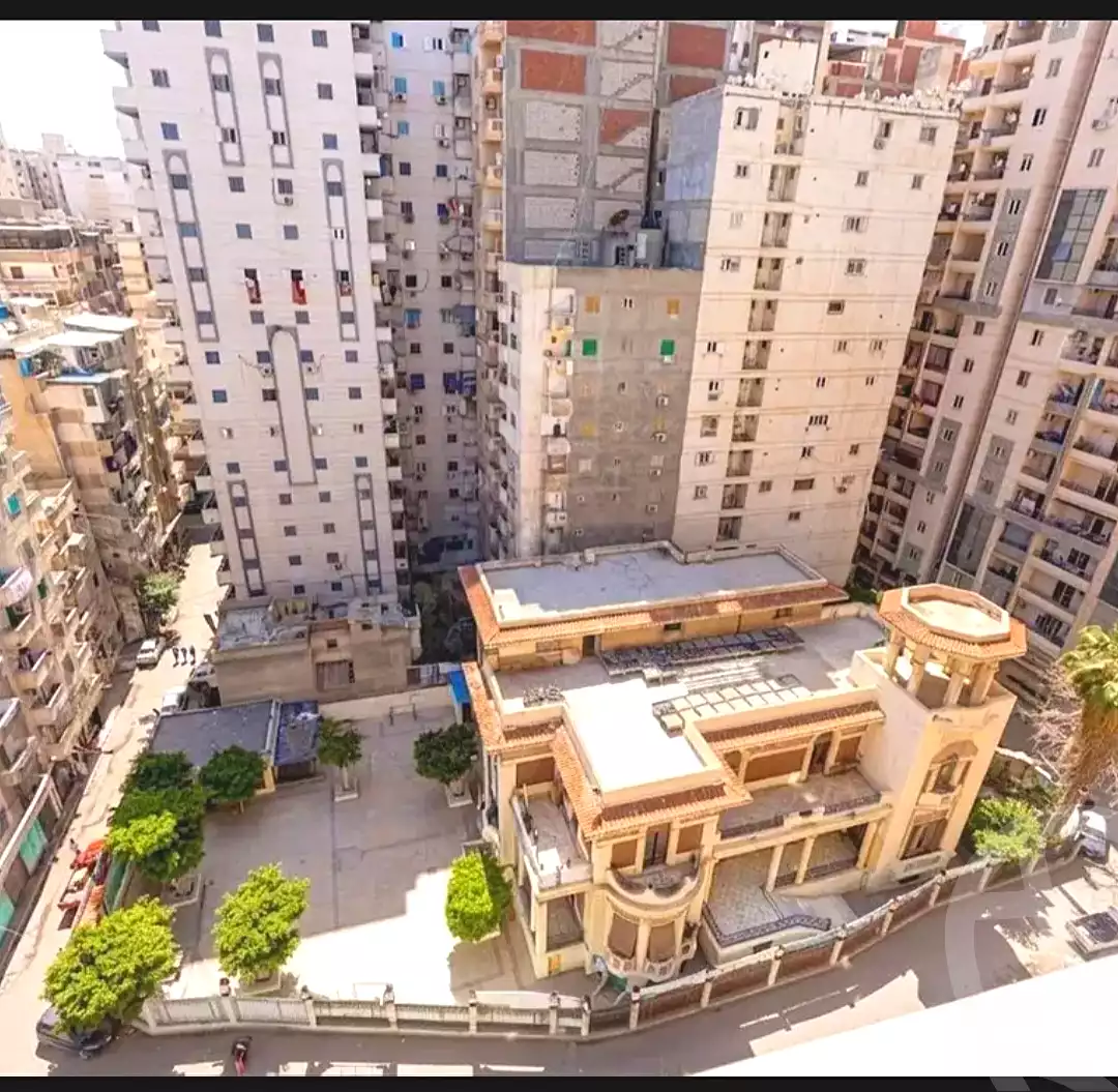https://aqarmap.com.eg/ar/listing/7025040-for-sale-alexandria-ganaklis