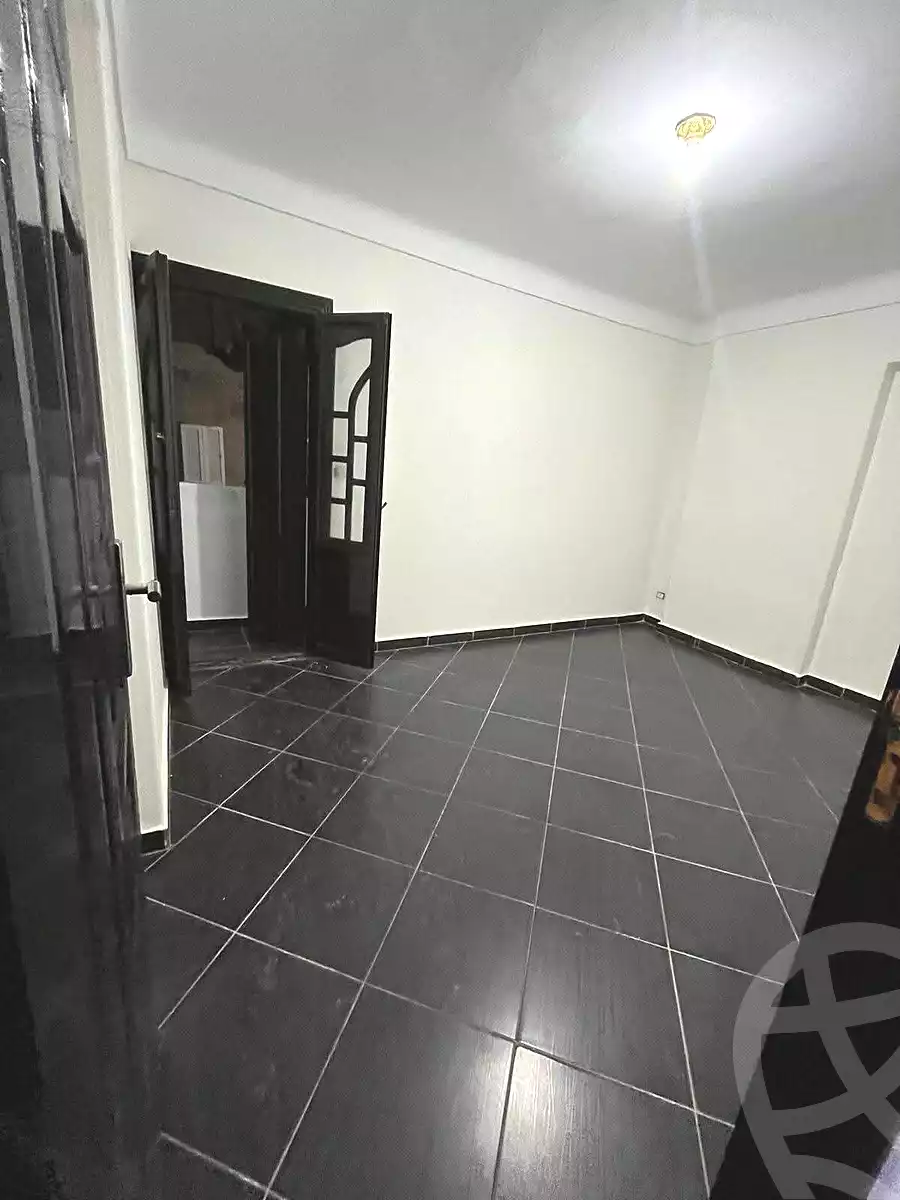https://aqarmap.com.eg/en/listing/7025132-for-sale-alexandria-lsywf-el-falki-street-16-el-eslah