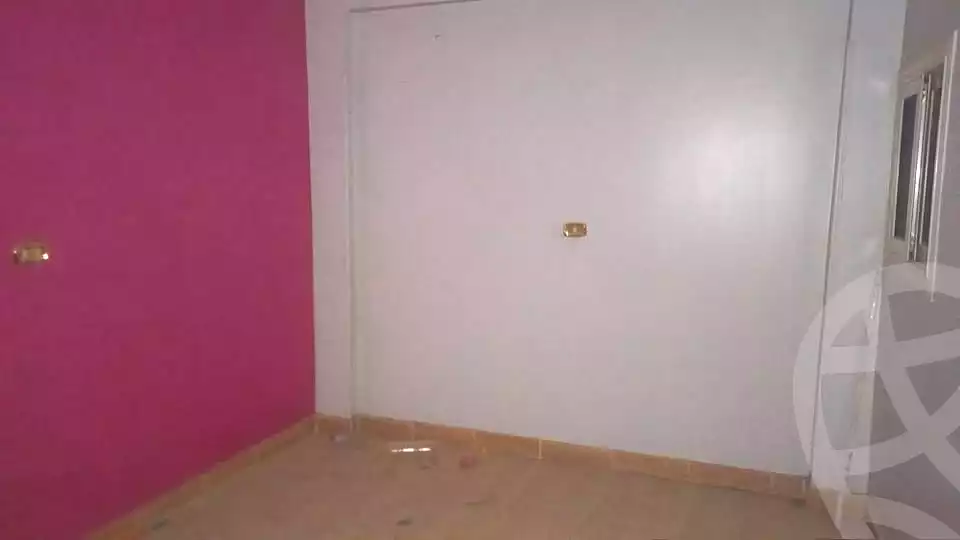 https://aqarmap.com.eg/ar/listing/7025199-for-sale-cairo-helwan-american-project-neighborhood-8