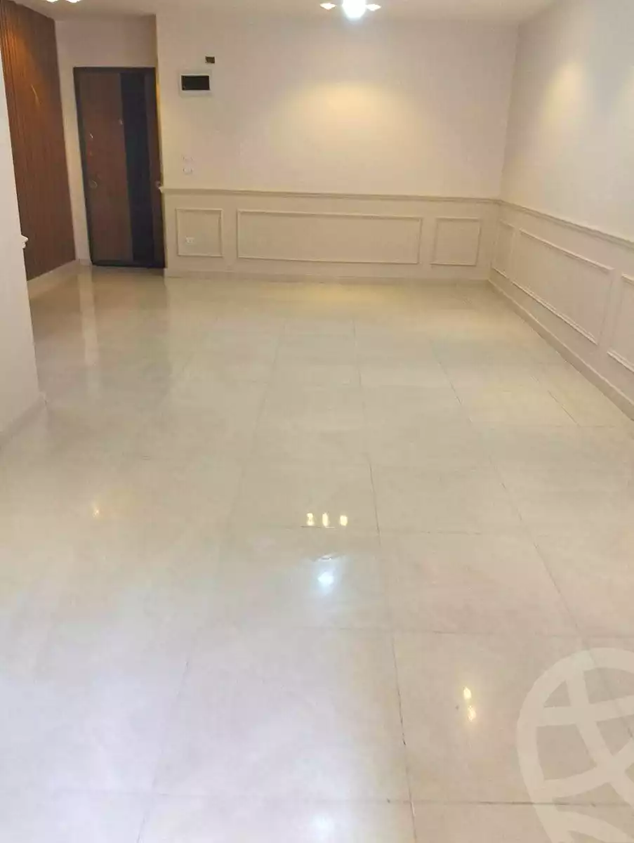 https://aqarmap.com.eg/ar/listing/7025441-for-sale-alexandria-el-asafra-l-sfr-bhry