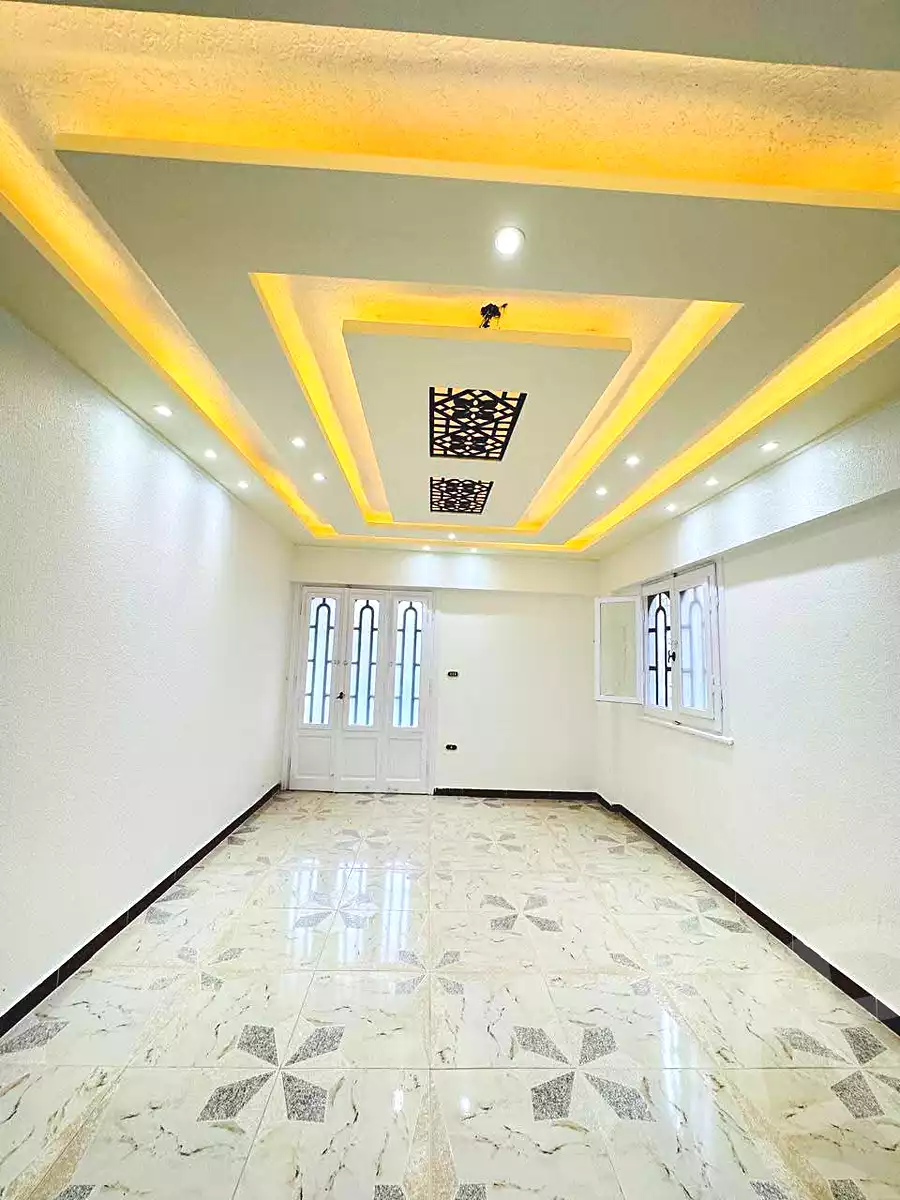 https://aqarmap.com.eg/ar/listing/7025447-for-sale-alexandria-al-agamy-shataa-el-nakheel