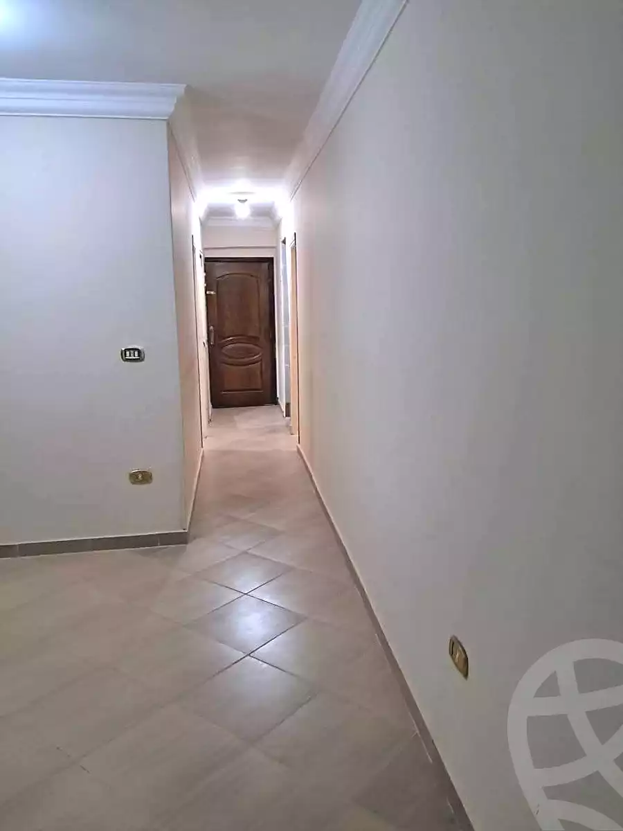 https://aqarmap.com.eg/ar/listing/7025684-for-sale-alexandria-al-agamy-lbytsh-bianchiii
