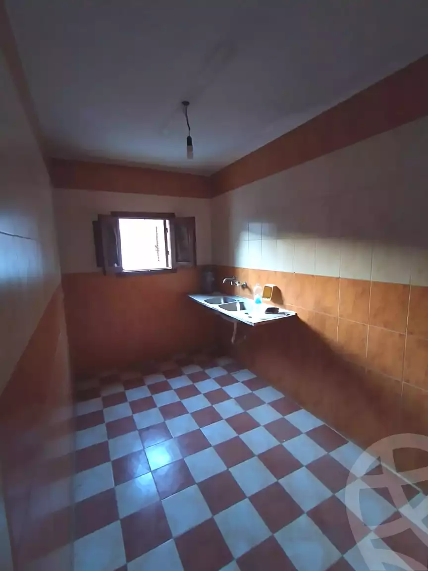 https://aqarmap.com.eg/en/listing/7025622-for-sale-alexandria-al-agamy-lbytsh-mecca-st