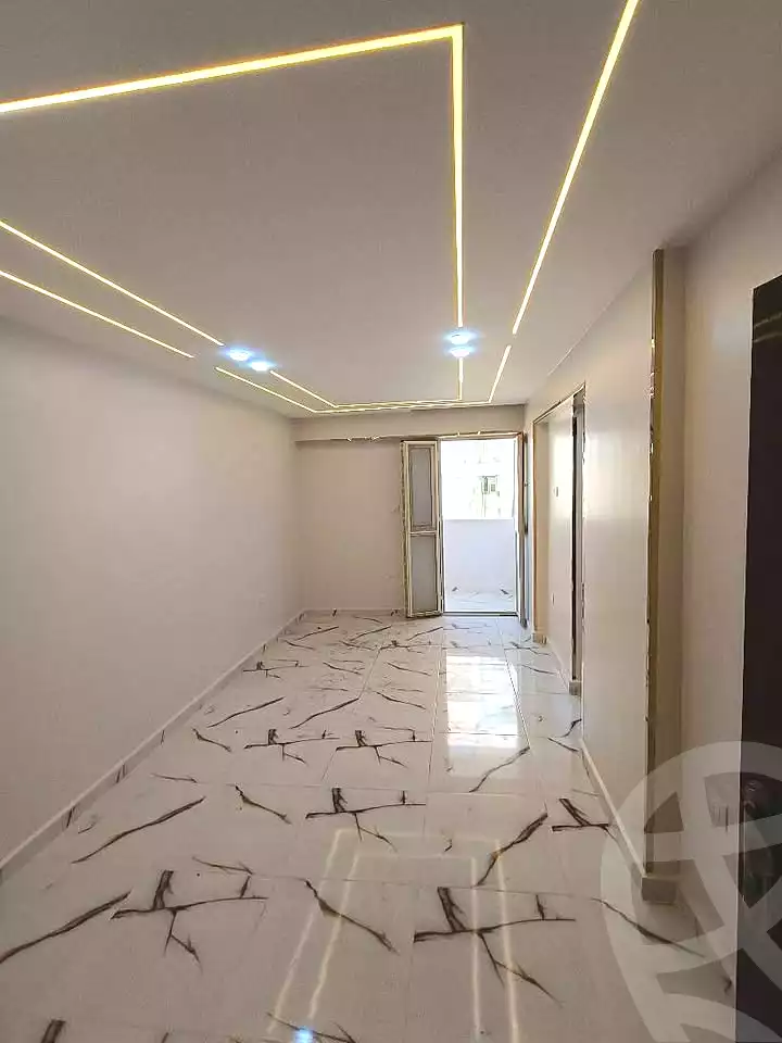 https://aqarmap.com.eg/ar/listing/7025821-for-sale-alexandria-bw-qyr-street-10