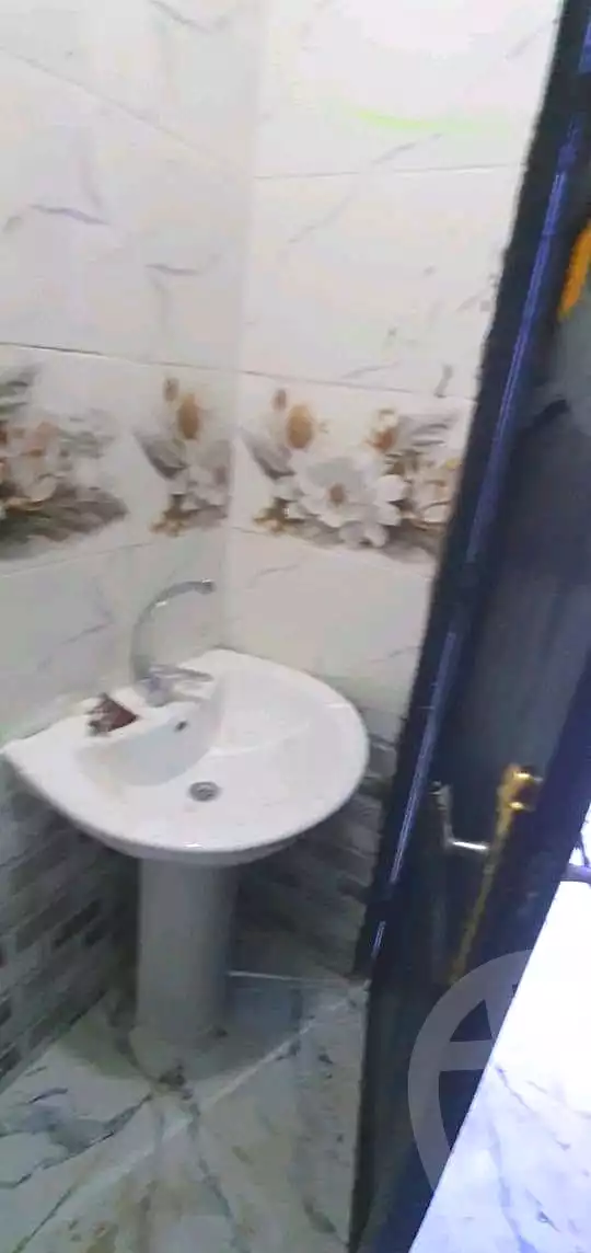 https://aqarmap.com.eg/en/listing/7025597-for-sale-alexandria-al-agamy-lbytsh-el-hanafeya-st