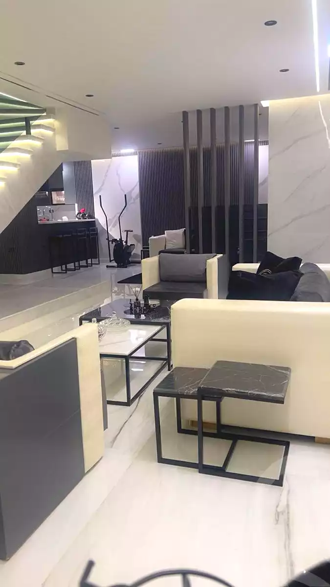 فيلا بـ٨ غرف نوم في ديار المخابرات، صورة ٨ من ٩