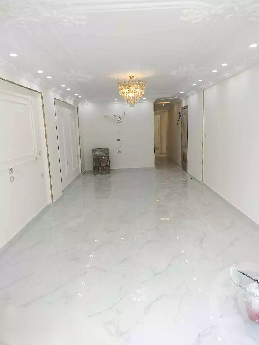 https://aqarmap.com.eg/ar/listing/7027053-for-sale-alexandria-sydy-bshr-sydy-bshr-bhry-khalil-hamada-st