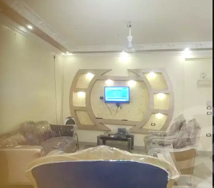 https://aqarmap.com.eg/ar/listing/7027085-for-sale-cairo-ain-shams-ahmed-esmat-st
